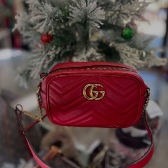 Gucci GG Marmont Tan Interior Matelasse Shoulder Bag Mini Red Leather - Picture 1 of 9